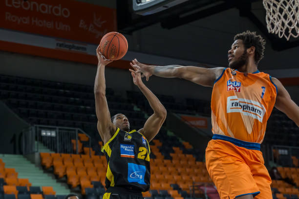 并在球队控 并在球队控