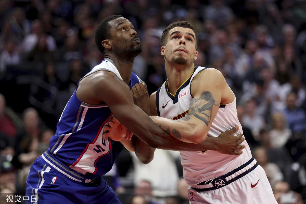 在季后赛中 在季后赛中